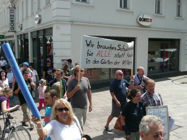 02. Juli 2013 Demo und Stadtratsitzung